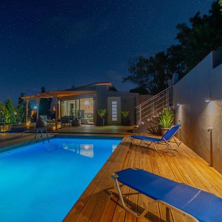 Private Pool Villa Ggki Skepasti ภายนอก รูปภาพ